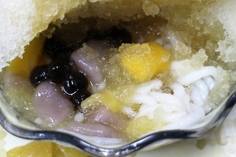 【新北市三重冰店】又飽又涼的剉冰店，專賣傳統米苔目剉冰。巷弄冰店
