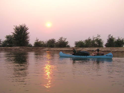 september 2006 river sunrise zambezi zambia canoe canoeing