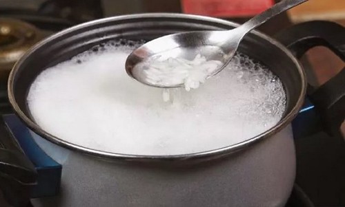 como hacer agua de arroz