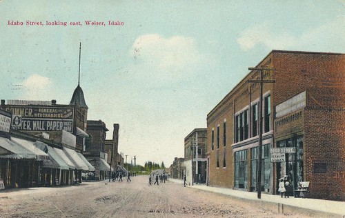 vintage postcard idaho dirtroad 1910 drugstore streetview weiser prelinen