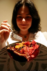 rhubarb blueberry pie with papaya apple glaze 