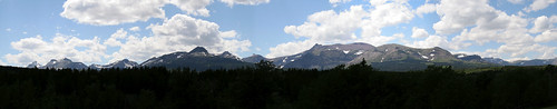 mountains nationalpark montana lodge doubletake glaciernationalpark eastglacier glacierparklodgeandresort