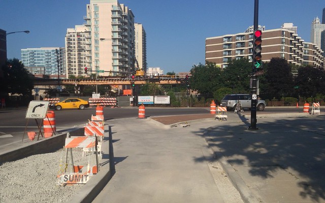Construction of the Clybourn Avenue curb-separated bike lane