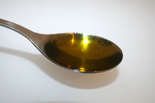 09 - Zutat Olivenöl / Ingredient olive oil