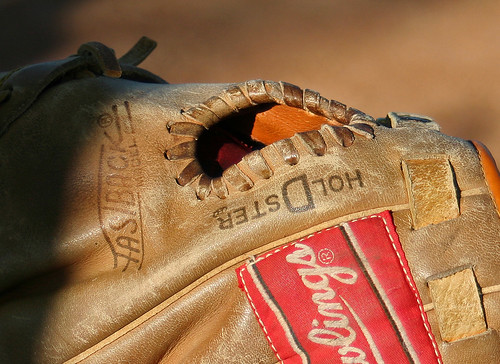 sports leather minnesota baseball may 2006 equipment glove morris mitt rawlings