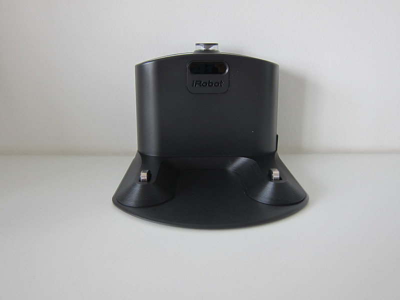 iRobot Roomba 980 - Base - Front