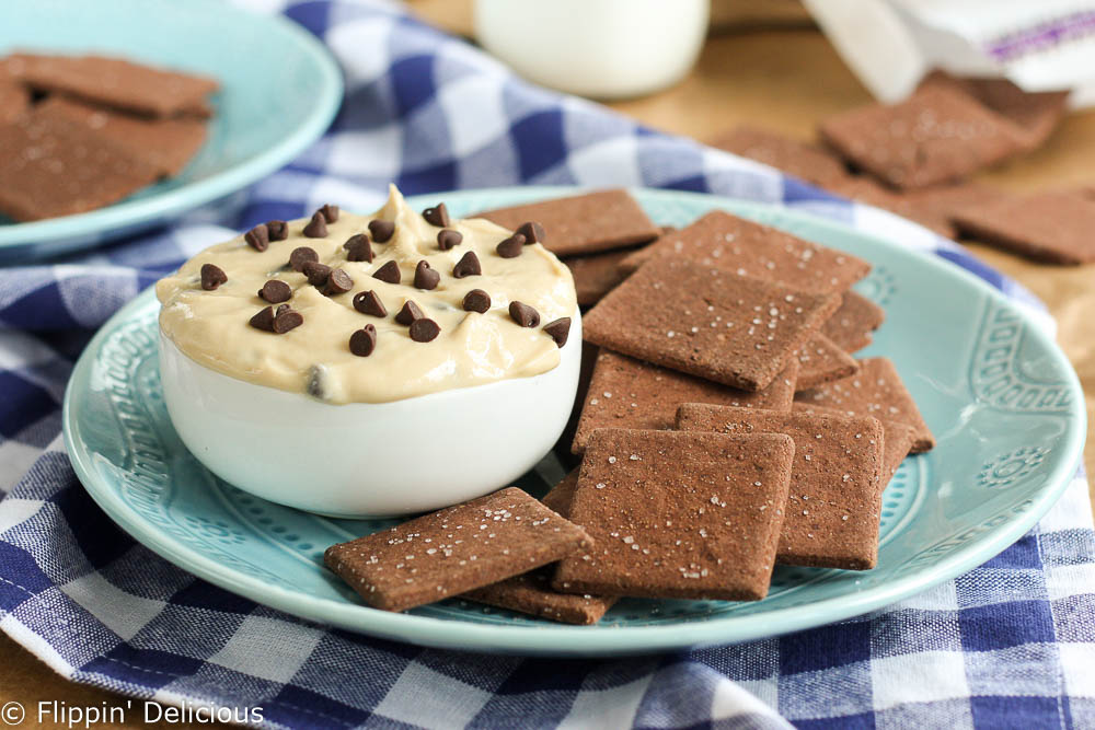 Gluten free cookie dough dip that's a little bit healthier too, thanks to Greek yogurt. Now even your gluten-free friends can dig into this well-known sweet treat!