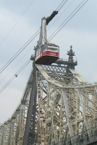 NYC: Roosevelt Island Tram and Queensboro Bridge