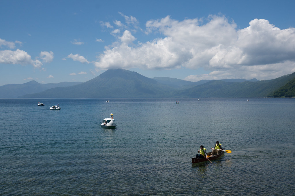 北海道千歳市にあるカルデラ湖、支笏湖
