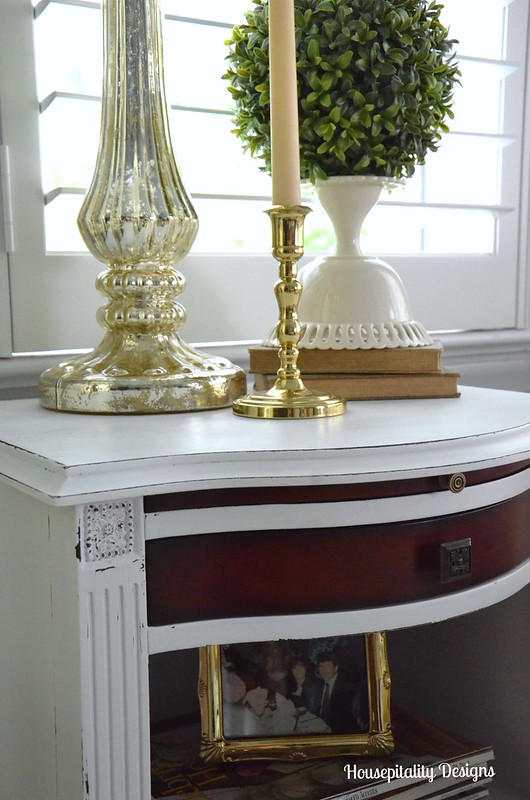 Accent table-Housepitality Designs