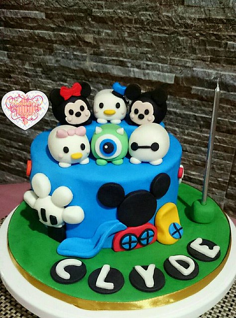 Tsum Tsum Cake by Janedel of Fondant Chapters