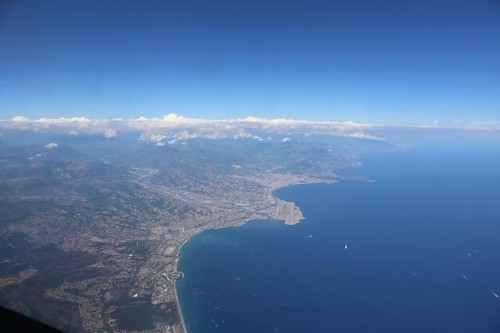 Aeropuerto en Niza, ganando terreno al mar