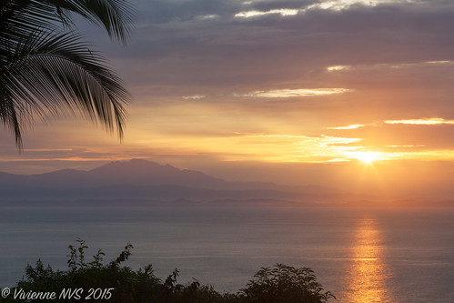 sunrise costarica pacificocean osapeninsula laparios