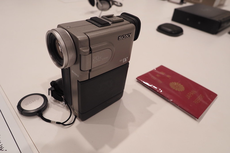 銀座SONYビルIt's a SONY展デジタルビデオカメラDCR-PC7パスポートサイズ