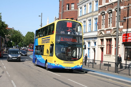 Travelmasters EY07 AXH on Route 25, Stratford