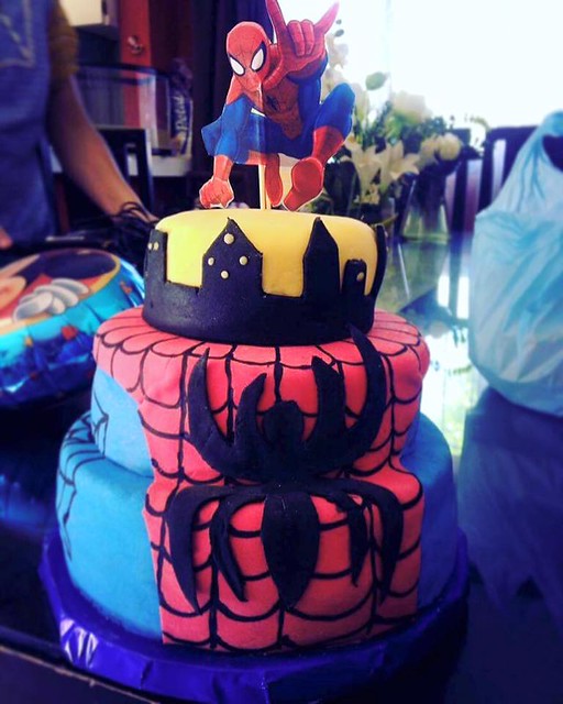 Spidereman Cake by Ladybug's Bakery
