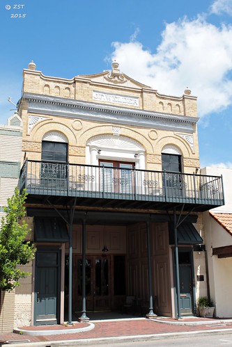 building architecture mainstreet texas victoria historicaltown texashistory texasarchitecture zeesstof