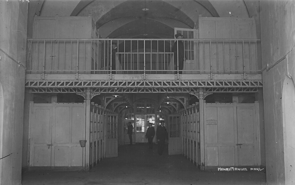 La prison de la Santé - Page 2 19399368049_aa6080b355_b