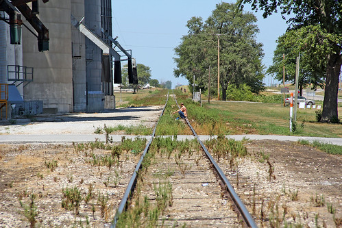 railroadtracks railroads tracks maconillinois illinoiscentralrailroad decaturjunctionrailroad branchlines