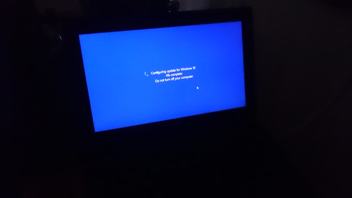 Windows 10 Installing Itself