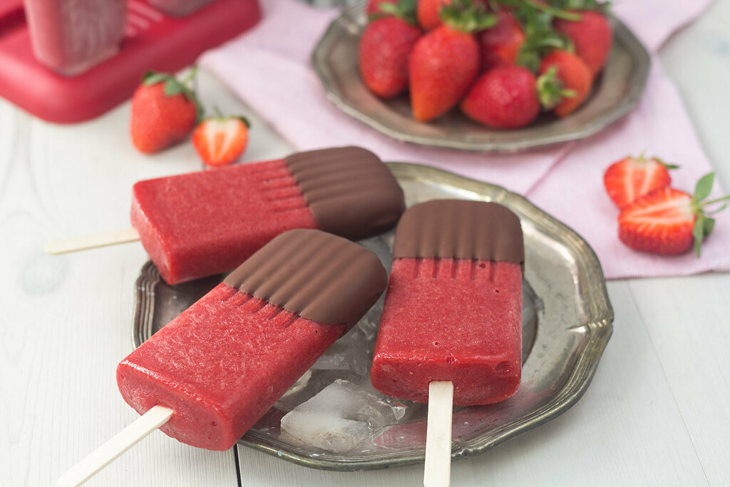 Chocolate Covered Strawberry Popsicle