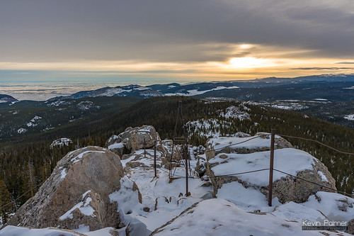 bighornmountains bighornnationalforest wyoming winter january snow snowy cold frigid windy tamron2470mmf28 blackmountain summit peak scenic view sunrise early morning alpine clouds nikond750 gold golden light yellow trees