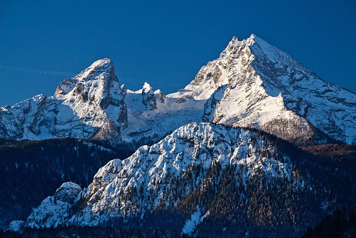 outdoor mountain winter alps berchtesgaden watzmann grünstein snow landscape bavaria bayern germany deutschland january