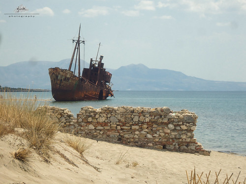 sea beach coast mani greece shipwreck peloponnese gythio eastmani valtakibeach