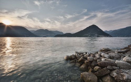 sunset lake mountains water nikon rocks rays iseo sigma1020 d7100 gikon