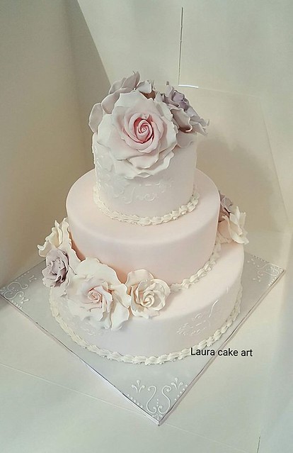 Wedding Cake by Laura Orsini of laura cake art