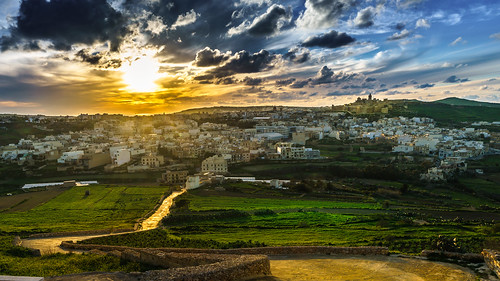 sway sunset malta himmel clouds gozo sky hügel hill wolken viktoria ixxagħra mt