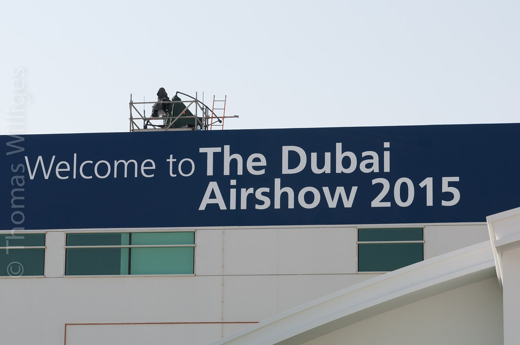 DXB und DWC (Air Show) Nov 2015 22802803050_a206f1f57f_b