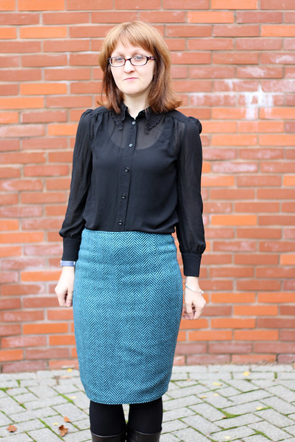 Freehand Fashion Pencil Skirt