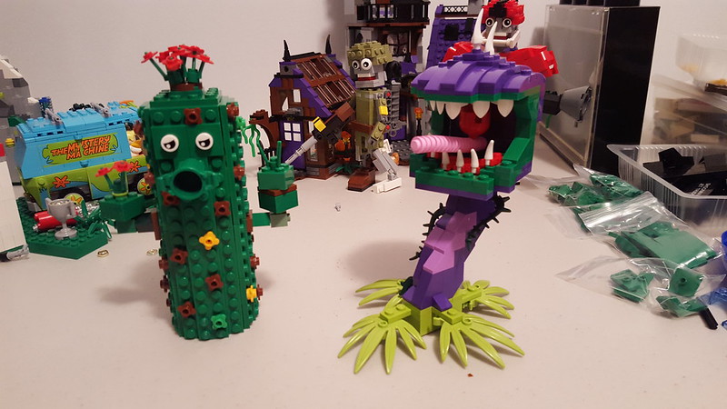 plants vs zombies garden warfare 2 toys