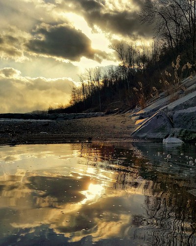 ripples bubbles weather waterfront sunset canada toronto