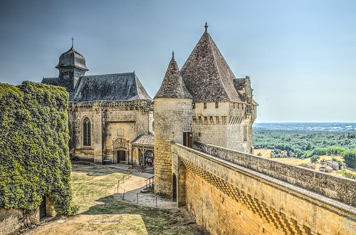 voyage old travel france tower castle heritage history church landscape star countryside photo high holidays tour dynamic pentax country picture culture ramparts histoire paysage range château middleages eglise hdr remparts biron patrimoine moyenage 1650