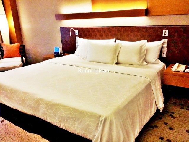 Radisson Blu Hotel 02 - Bedroom