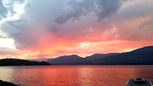 sunset cloud lake canada color colour sol rain clouds lago atardecer lluvia peach nubes puesta nube shuswap durazno