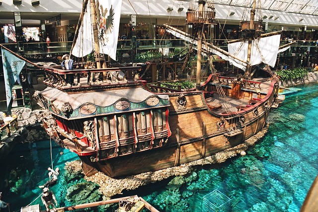 Pirate Ship, West Edmonton Mall | Flickr - Photo Sharing!