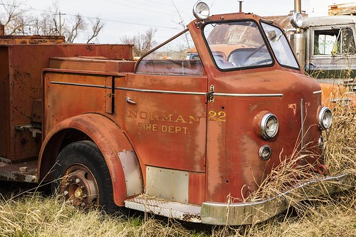 red classic abandoned oklahoma truck rusty firetruck pumper normanfiredept