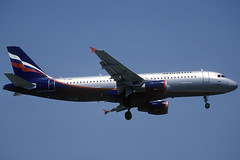 Aeroflot A320-214 VP-BDK BCN 16/07/2005