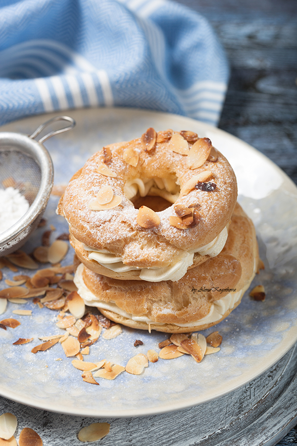 Choux Pastry Rings with Cottage Cheese Filling