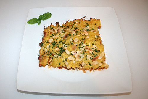 49 - Sherry chicken coated with potatoes - Served / Sherry-Hähnchen mit Kartoffelkruste - Serviert
