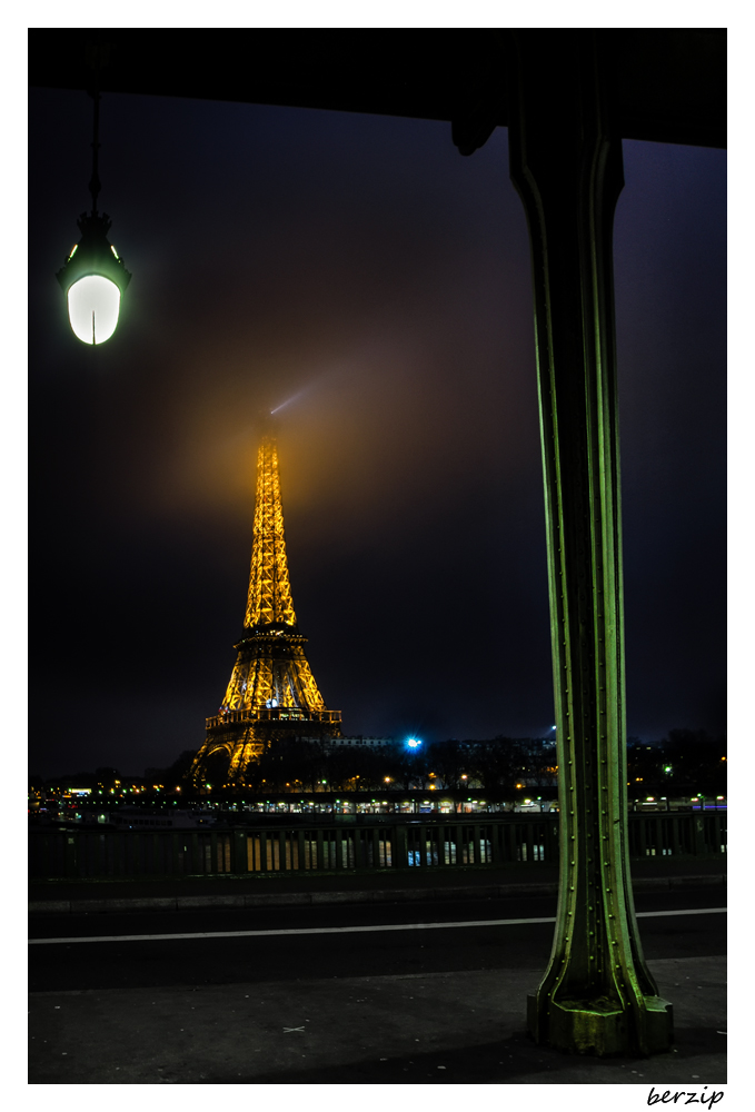 la tour Eiffel 22773622123_02627dc23f_o