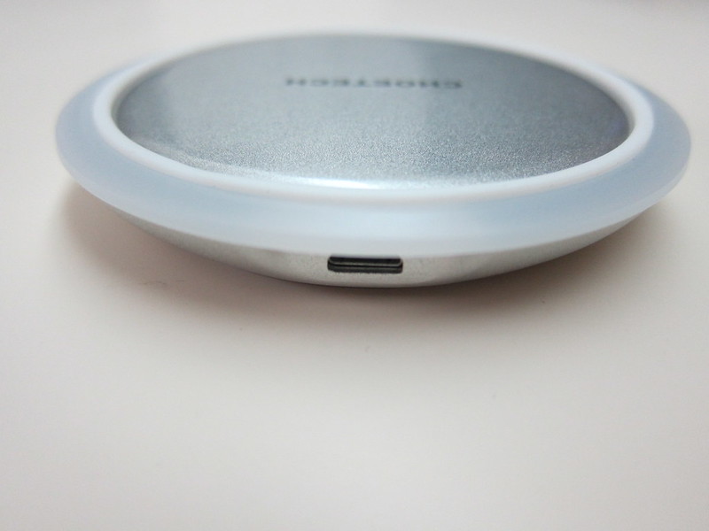 Choe Circle Qi Wireless Charger - MicroUSB Port