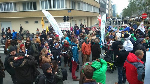 Bruxelles, action d'encerclement contre le TTIP