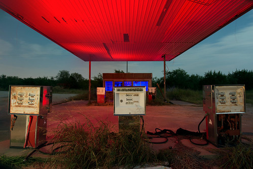 nightphotography lightpainting abandoned bowie texas gasstation gaspump sigma1020mm nikond7100