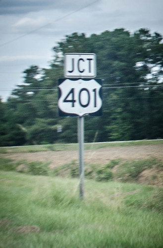 Highway 401 Sign