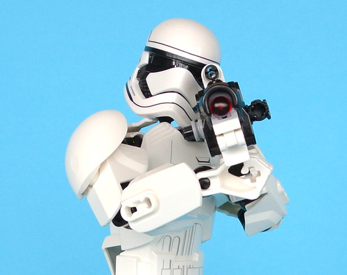 (Spoiler Free) Review: 75114 First Order Stormtrooper