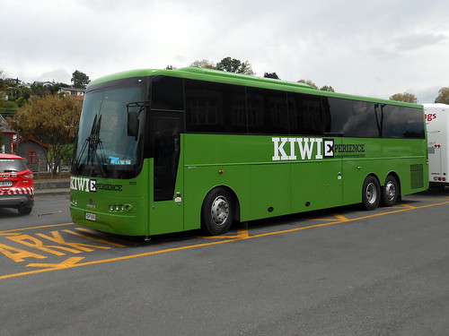 new travel bus island coach north tourist zealand experience service kiwi tours coaches scania 1023 taihape tranzit k400 triaxle coachlines hqp808